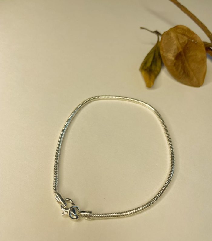 cat-tail-bracelet