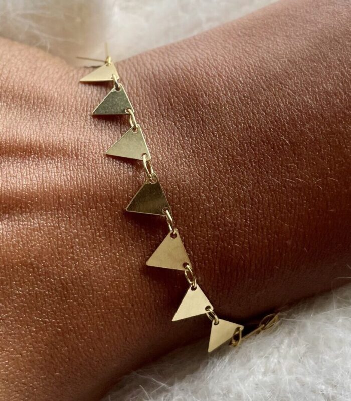 Triangle bracelet