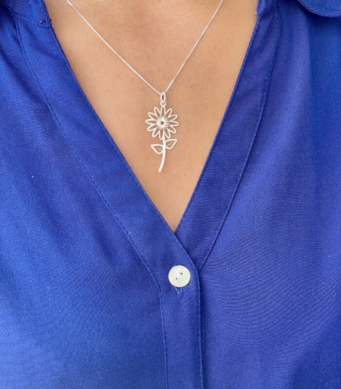 Flower necklace
